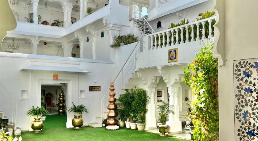 Jagat Niwas Palace Hotel photo