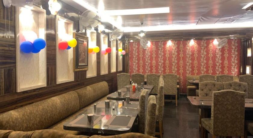 Hotel Ashoka Ganges – Varanasi, VA