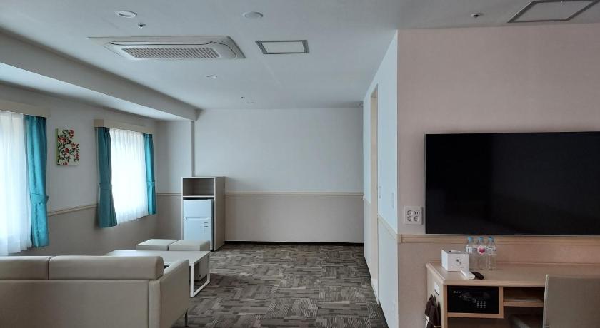 Toyoko Inn Changwon photo