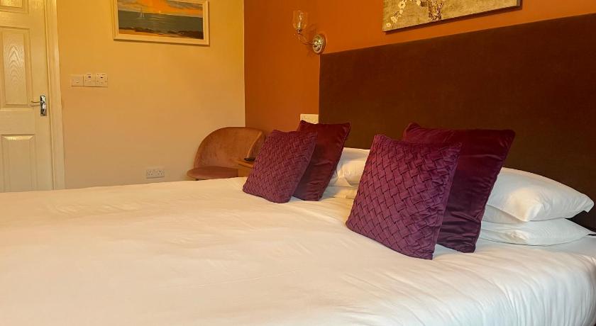 Image of Two-Bedroom Apartment 10