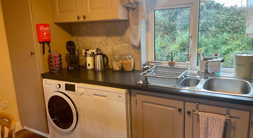 Image of Two-Bedroom Apartment 11