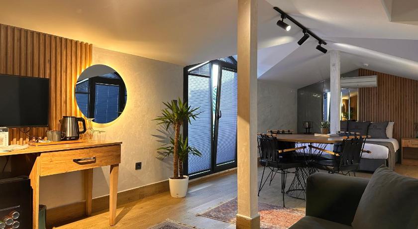 KA Hotel  Suites - image 11
