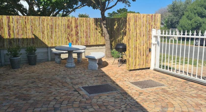 Poenankies cottage photo
