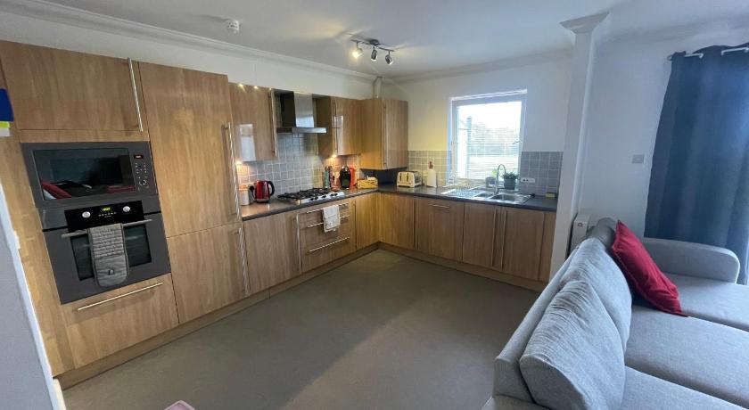 The Duplex Nairn- Spacious 3 Bedroom with sunny balcony photo