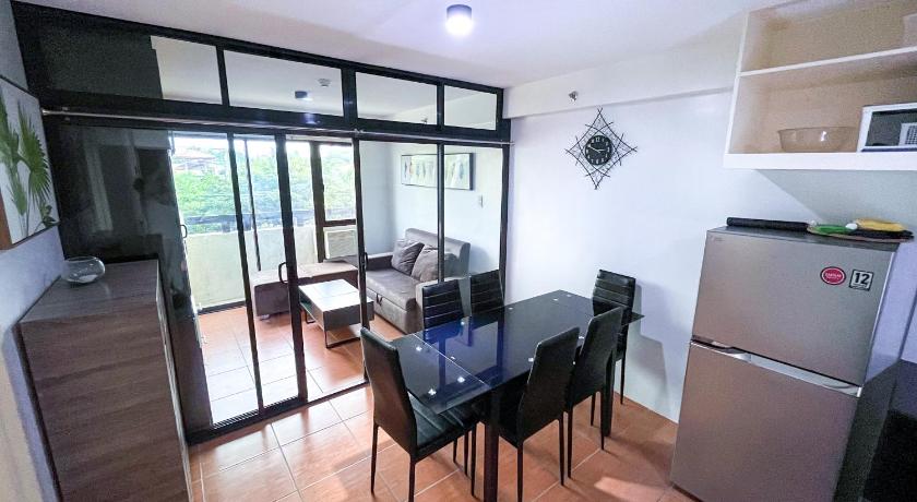 Condo Near SM with Free Parking Pool WIFI and Netflix - image 41