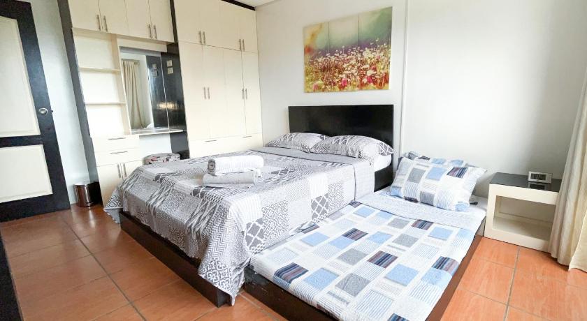 Condo Near SM with Free Parking Pool WIFI and Netflix - image 40