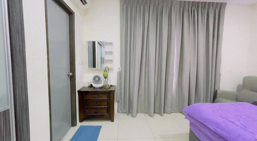 Double Storey Sweet Home 12pax @ Puncak Alam photo
