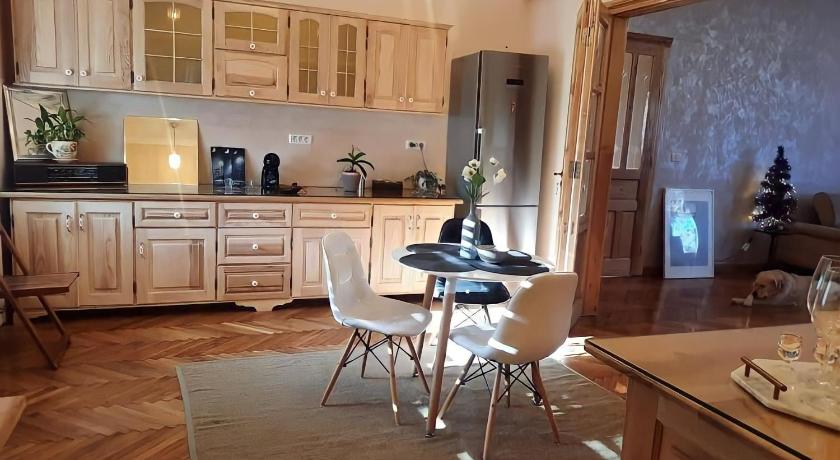 Timișoara Old town Boheme Apartment 4-Star Single Room exterior