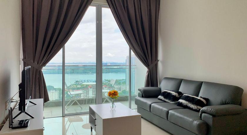 Image of Apartment with Shower 11