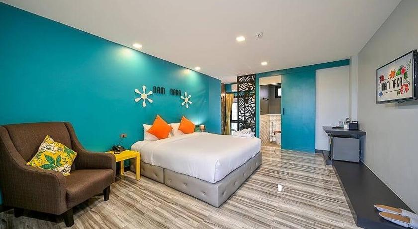 Image of Deluxe King Bed 0