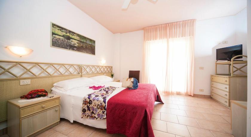 Quadruple Room, Hotel Doge in Alba Adriatica