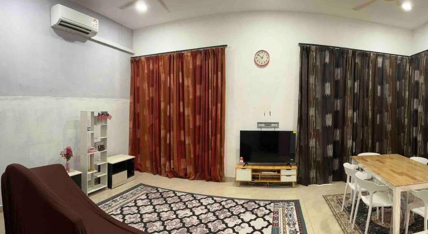 ペカン Azzahra Homestay Pekan Fully Aircond 4つ星 ゲストハウス ロビー