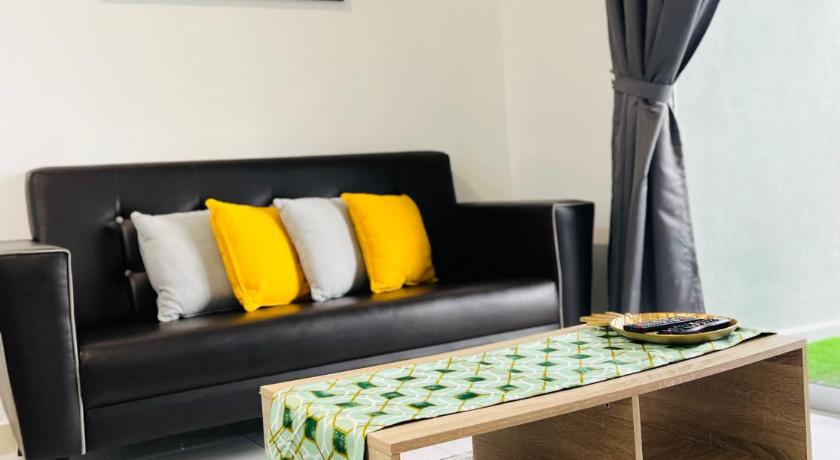 Triple A Homestay @ Emerald Avenue Centrum - image 2