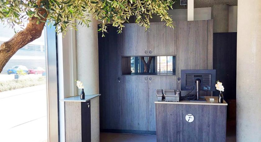 Fletcher Hotel Rotterdam-Airport photo