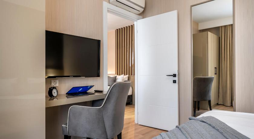 Ciragan Bosphorus Apartments photo