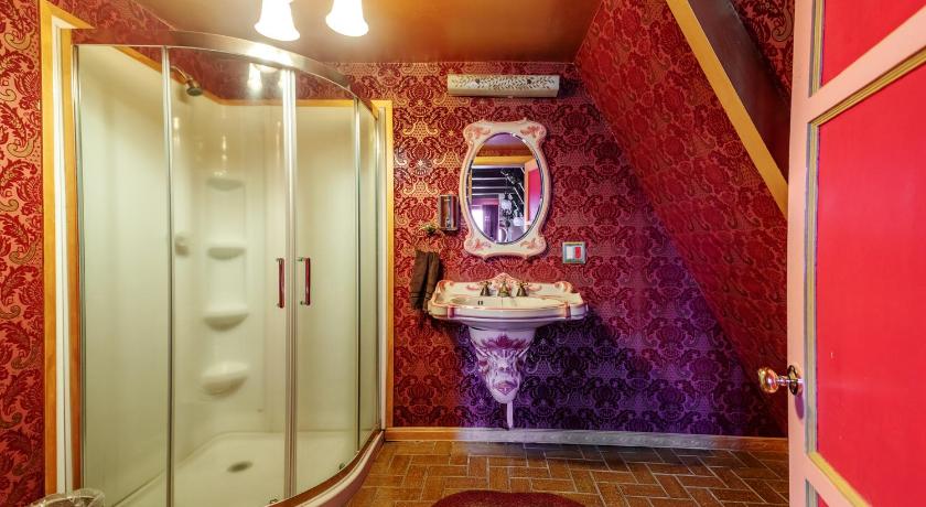 Hicksville Pines Chalets & Motel photo