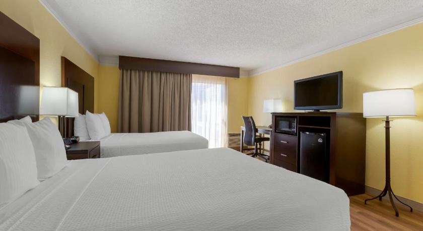Image of 2 queen beds, nonsmoking 1