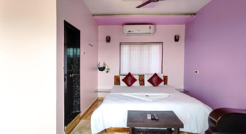 Anand Valley Hotel photo