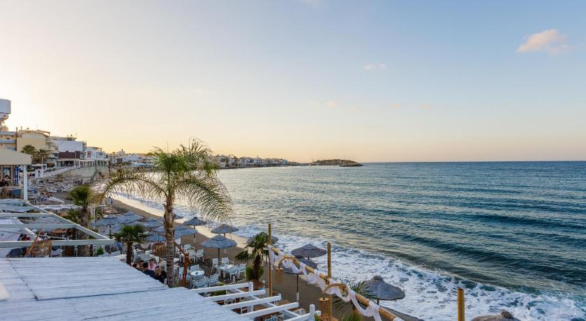Kahlua Sea View Suites photo