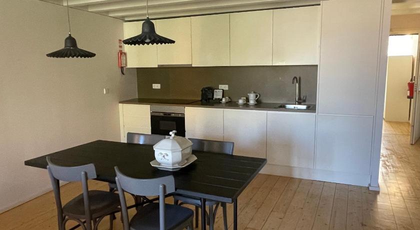 Porto Vitoria Apartments - 17