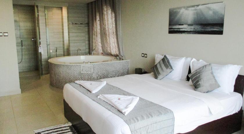 Image of Three-Bedroom Suite 4