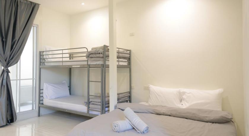 Image of Deluxe Quadruple Room 0