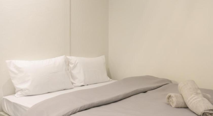 Image of Deluxe Queen Room 1