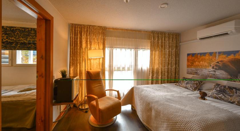 Image of Standard Quadruple Room 4