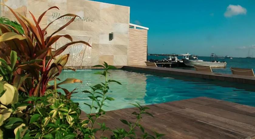 Ocean Suites Bartolome photo