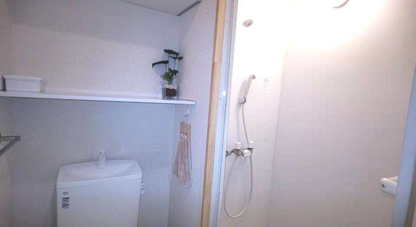 Kiki HouseH --Self Check-in -- Room Number & Password is in the following email photo