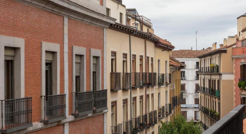 limehome Madrid La Bolsa photo
