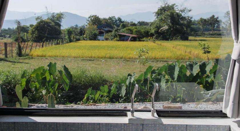 攀 Baanfanglamoon 4星级 酒店 设施