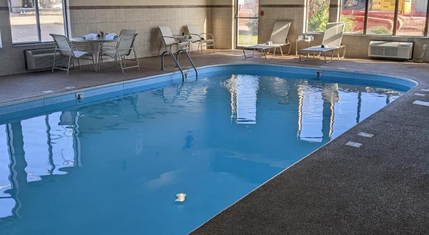 Quality Inn & Suites Delaware photo
