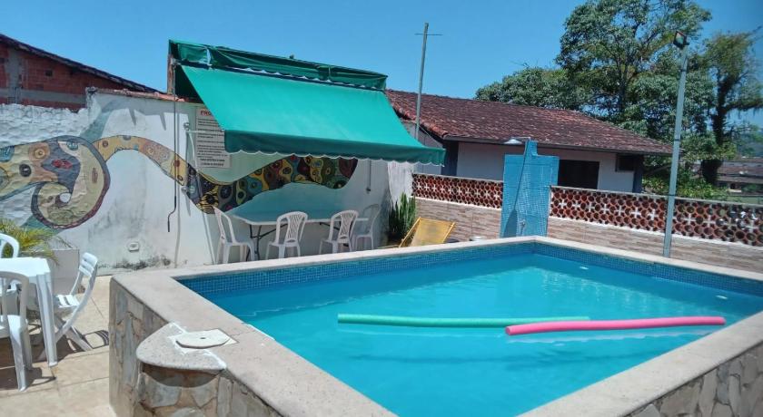 Leo's Clan Beach Hostel photo
