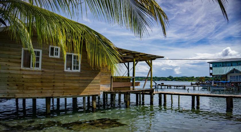 Hostal On The Sea — Hotel in Bocas del Toro