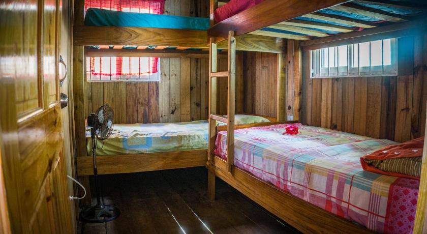 Hostal On The Sea photo