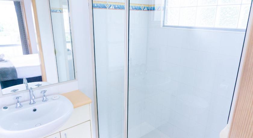 Image of 2 Bedroom Sunset Villa 7