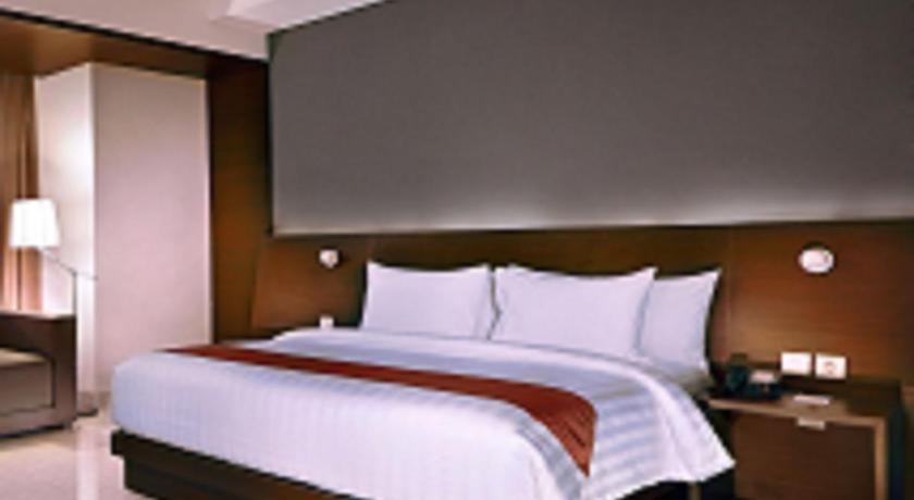 Guestroom, Aston Imperial Bekasi Hotel and Conference Center in Bekasi