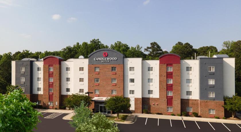 Candlewood Suites Apex Raleigh Area photo