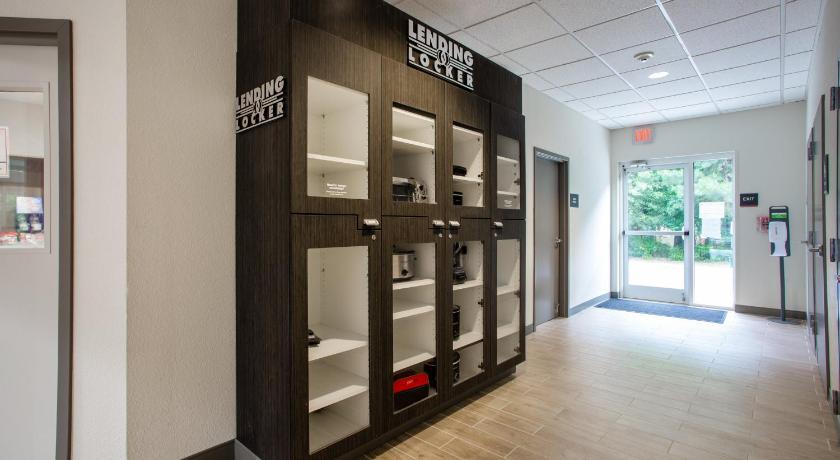 Candlewood Suites Apex Raleigh Area photo