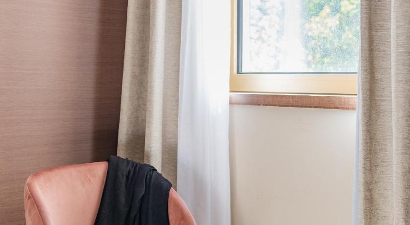 Best Western Hotel des Barolles - Lyon Sud photo