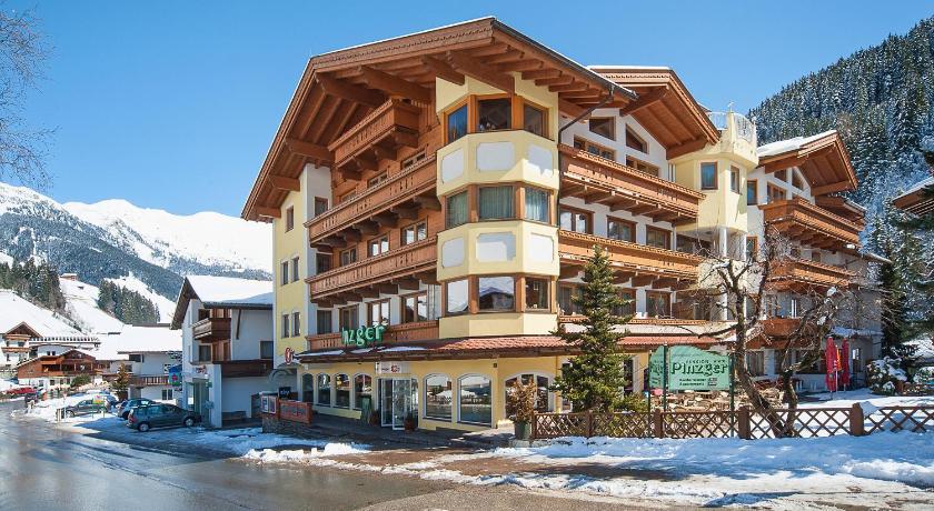 Hotel Pinzger Tux photo