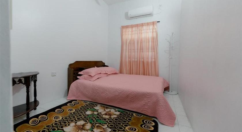 Umaira Homestay photo