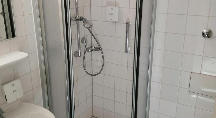 DRK-Tagungshotel-Dunant photo