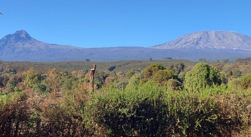 Kilimanjaro Loitokitok Resort — Hotel in Amboseli