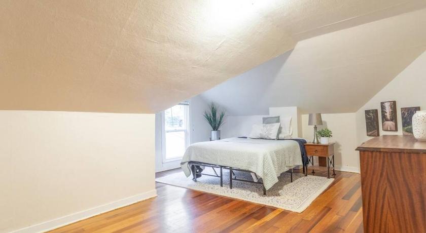 시애틀 (WA) Large funky 2 or 3 bedroom unit in prime location 4성급 숙소 로비