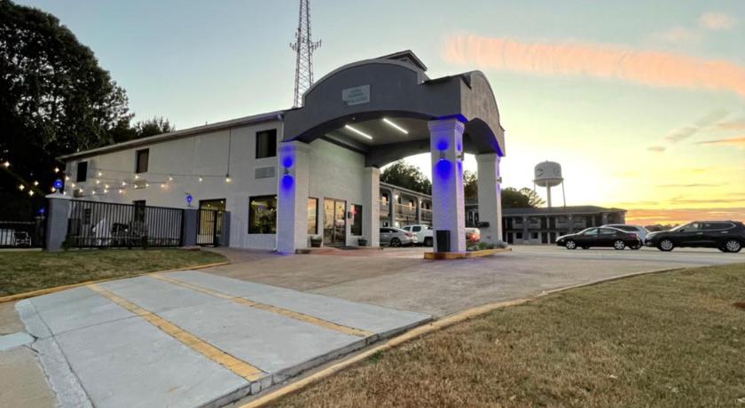 Garden Inn &amp; Suites — Hotel in Hogansville (GA)