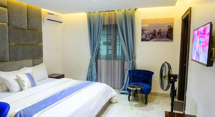 Cozy 2 Beds Apart-24Hrs Elect/WIFI/Security photo