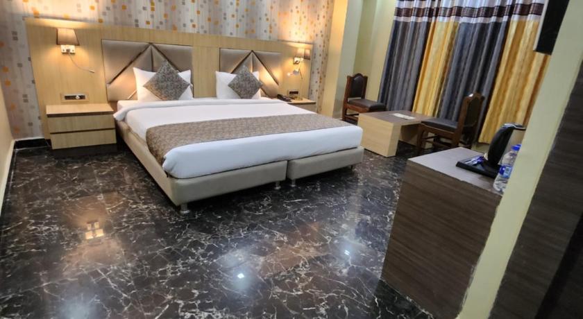Superior King Room