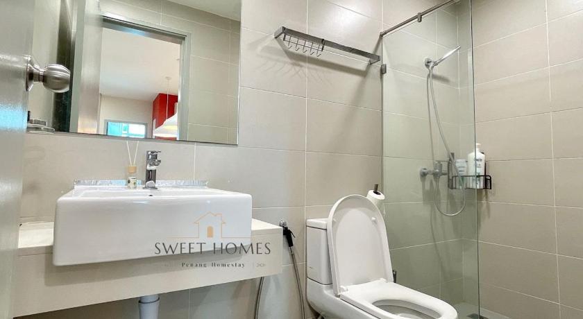 New-Lovely in Red Suit 1-4pax Pool View@ Penang photo